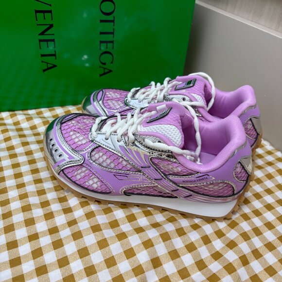 Bottega Veneta Sneakers - Picture 3 of 6